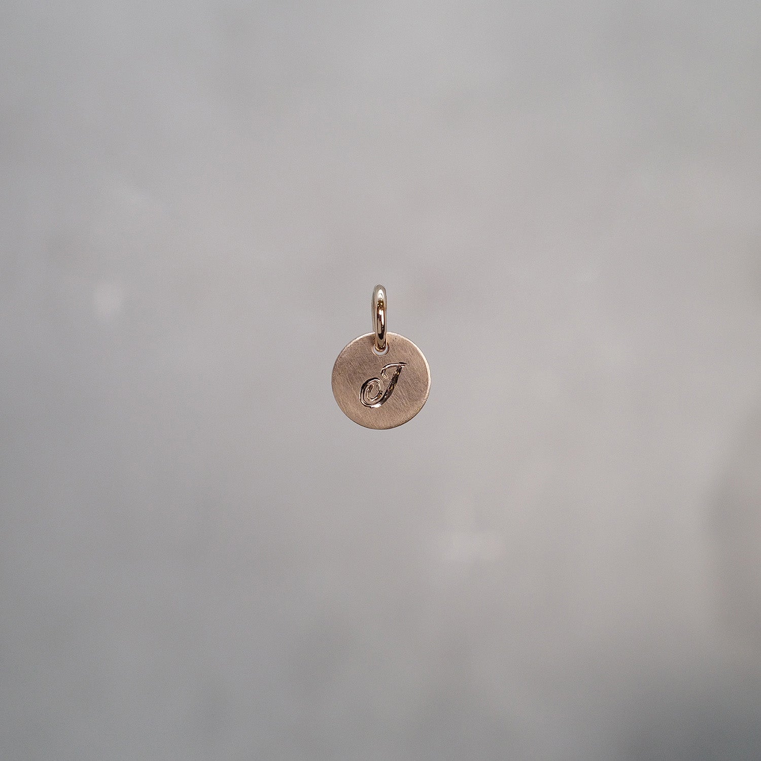 Round Alphabet Sun Tag