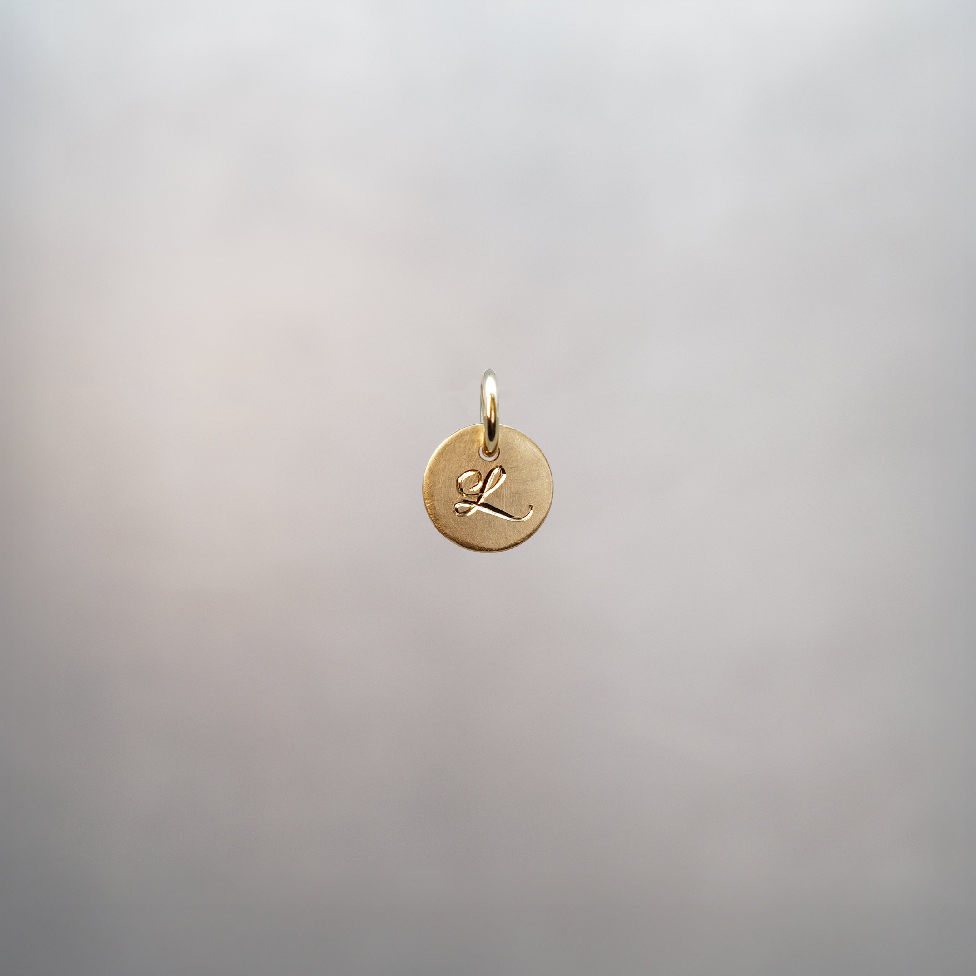 圓形字母光之珮