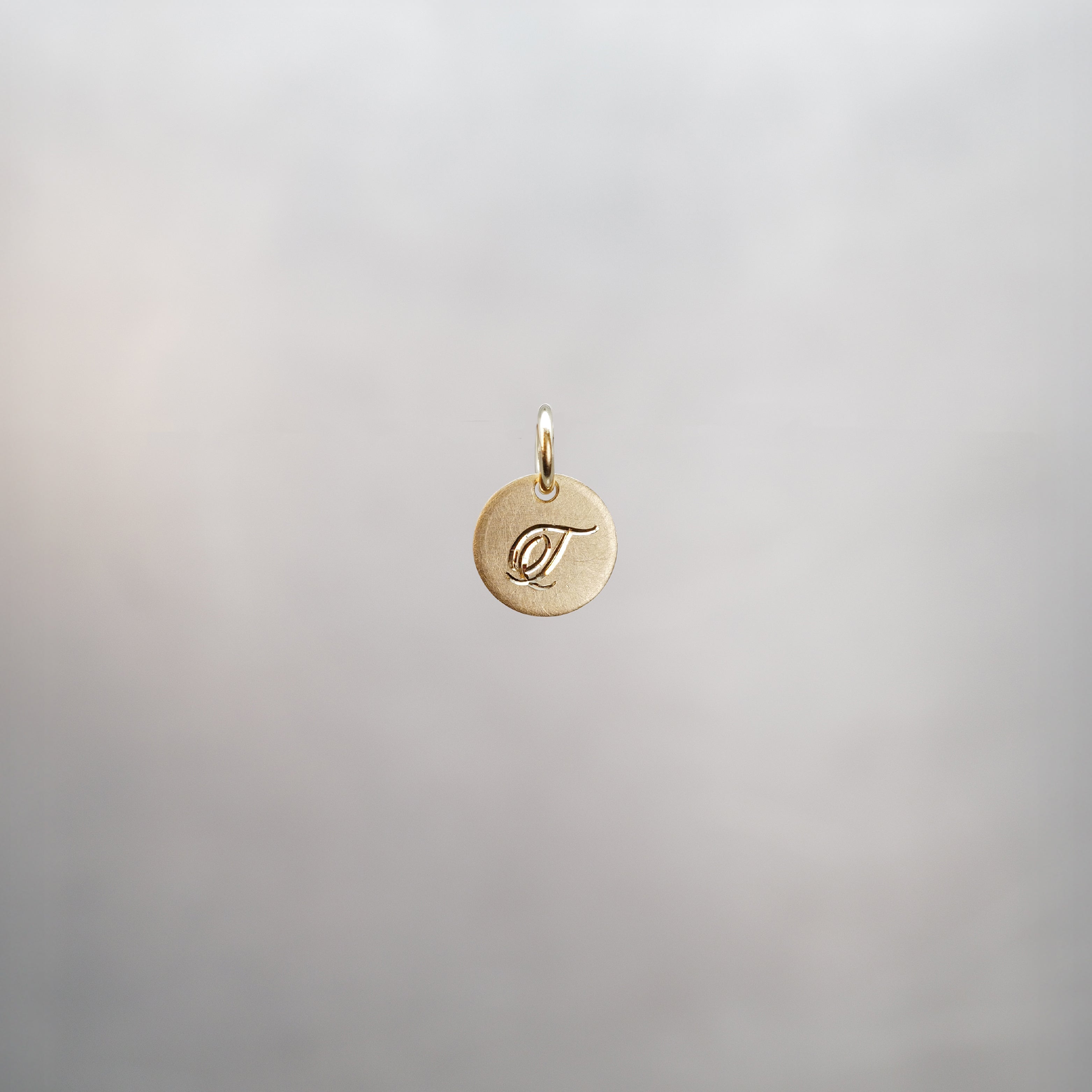 圓形字母光之珮