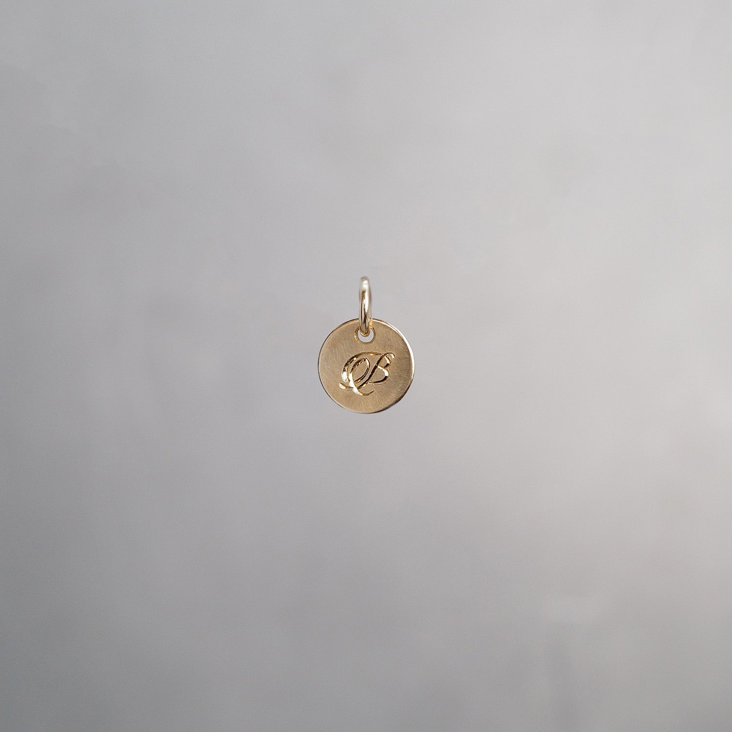 Round Alphabet Sun Tag