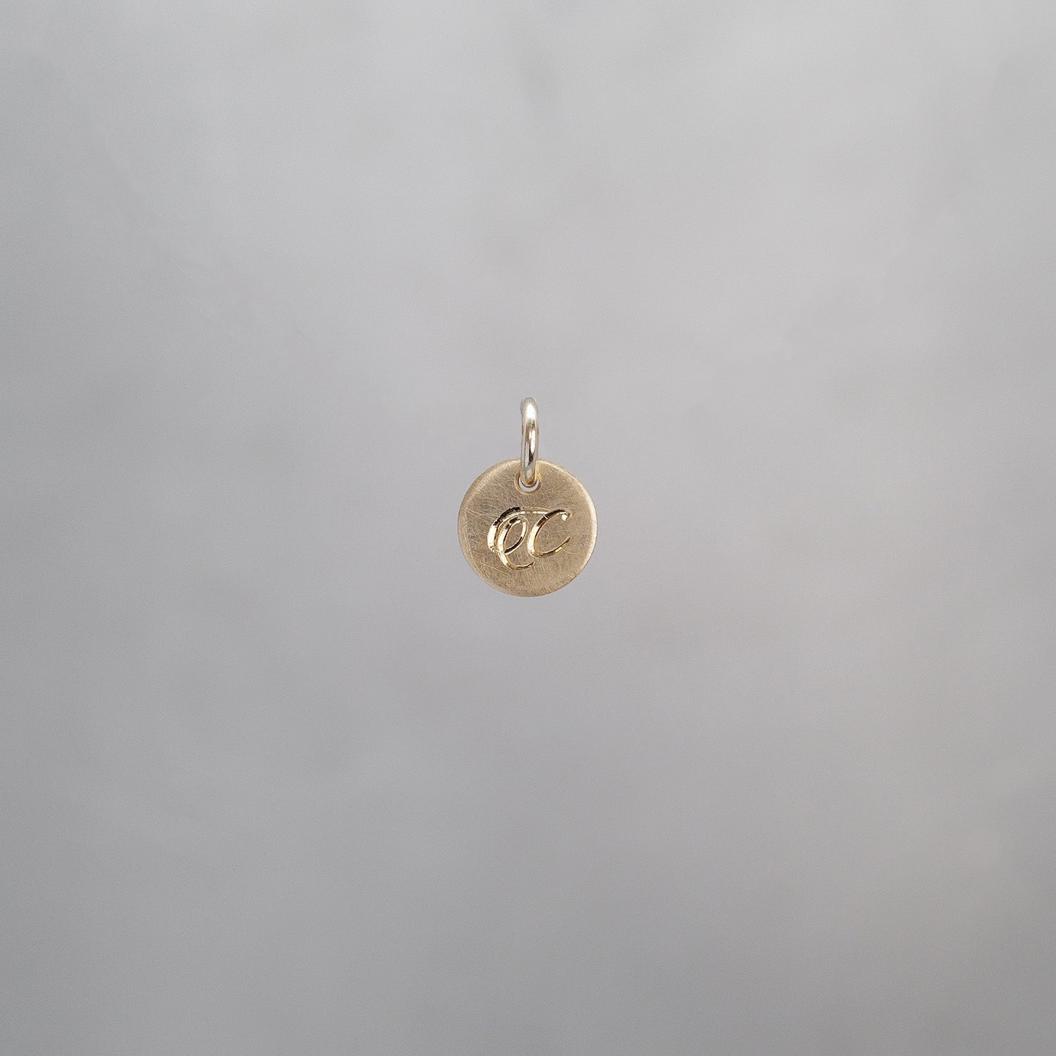 Round Alphabet Sun Tag