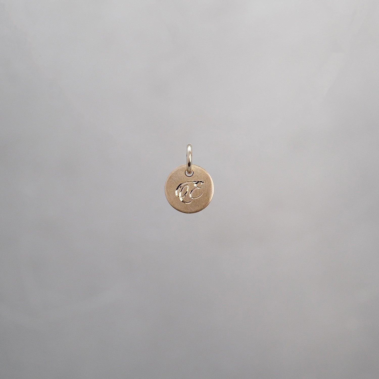 Round Alphabet Sun Tag