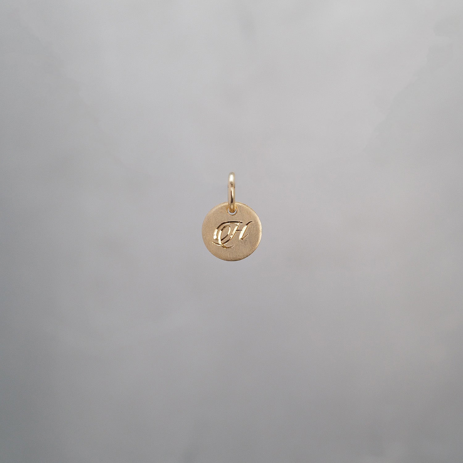 Round Alphabet Sun Tag