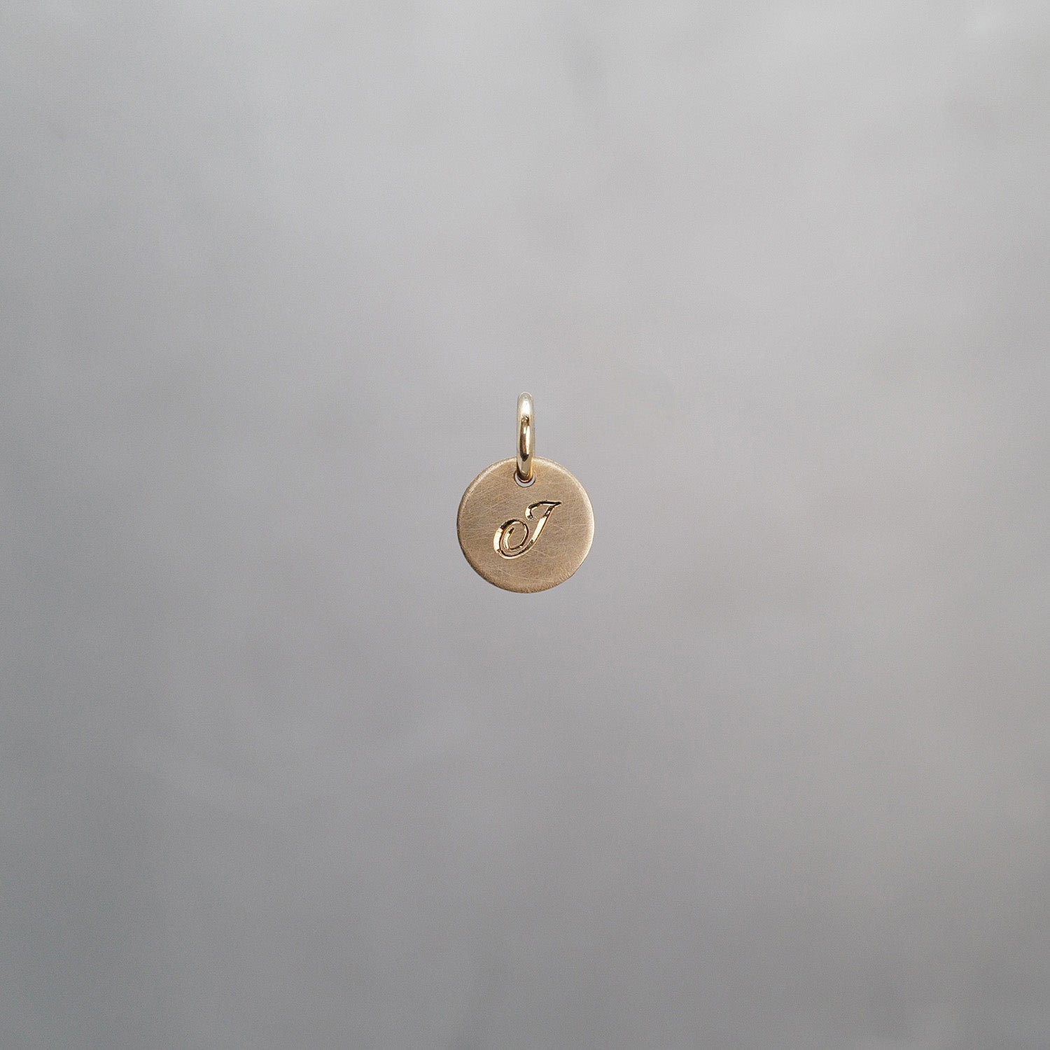 Round Alphabet Sun Tag