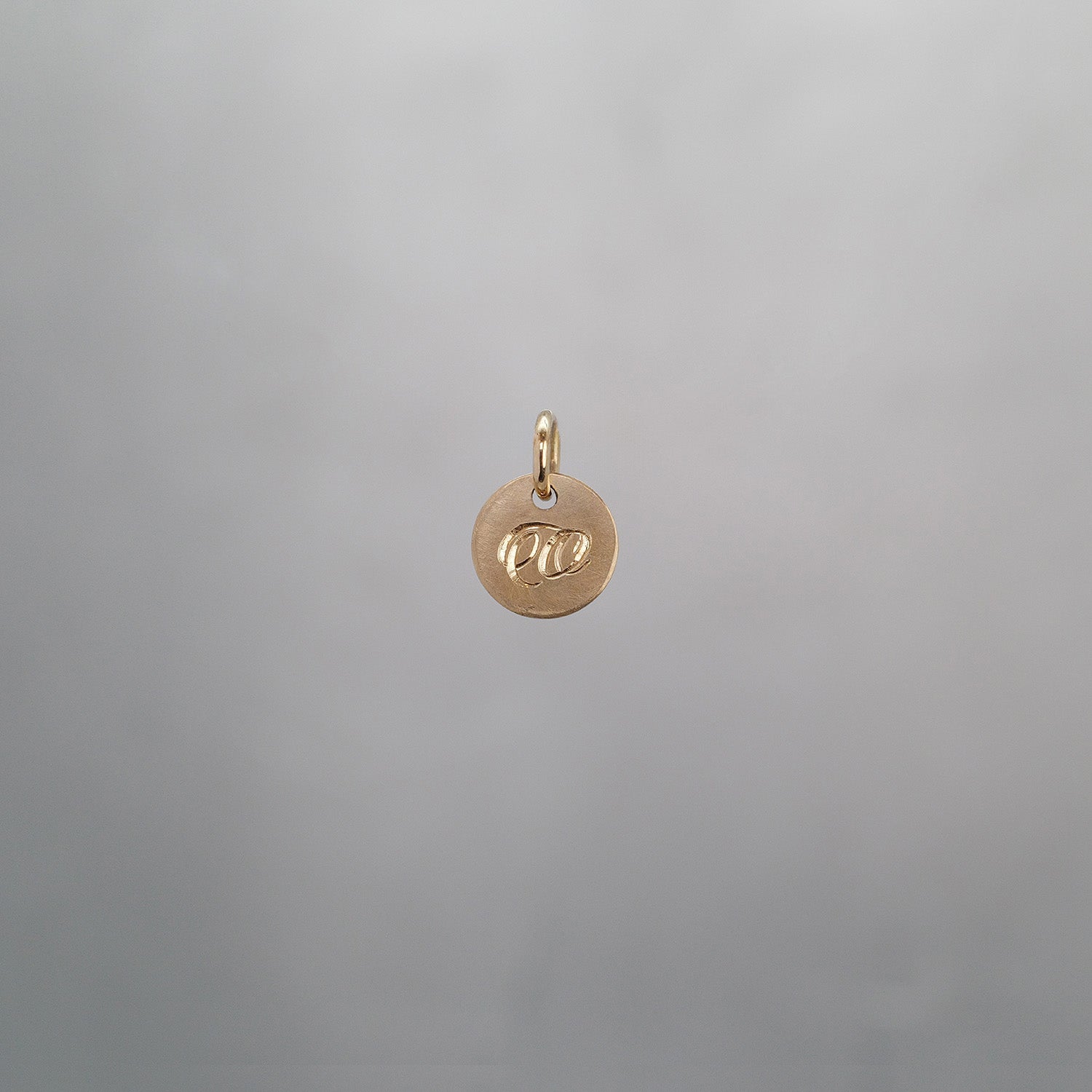 Round Alphabet Sun Tag