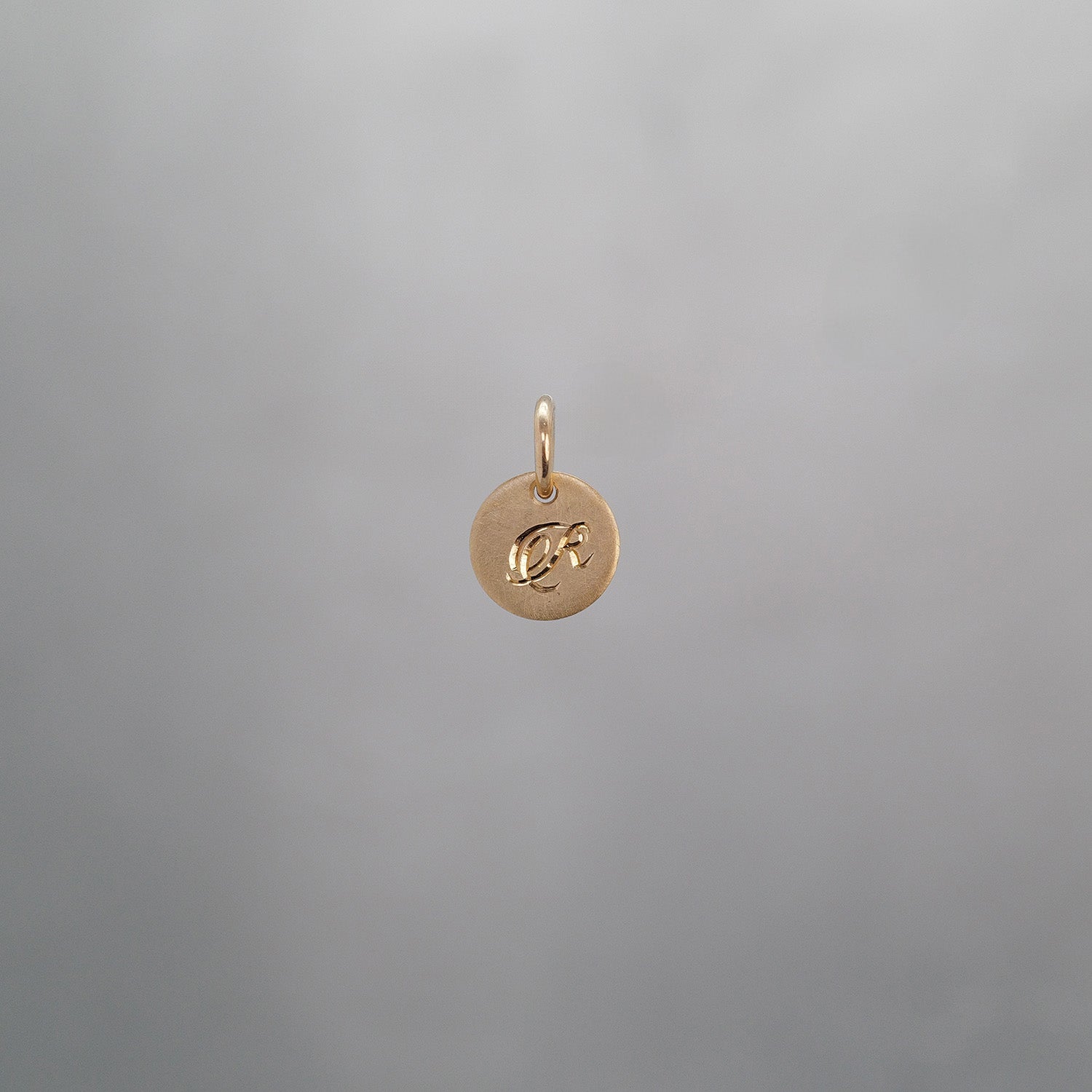 Round Alphabet Sun Tag