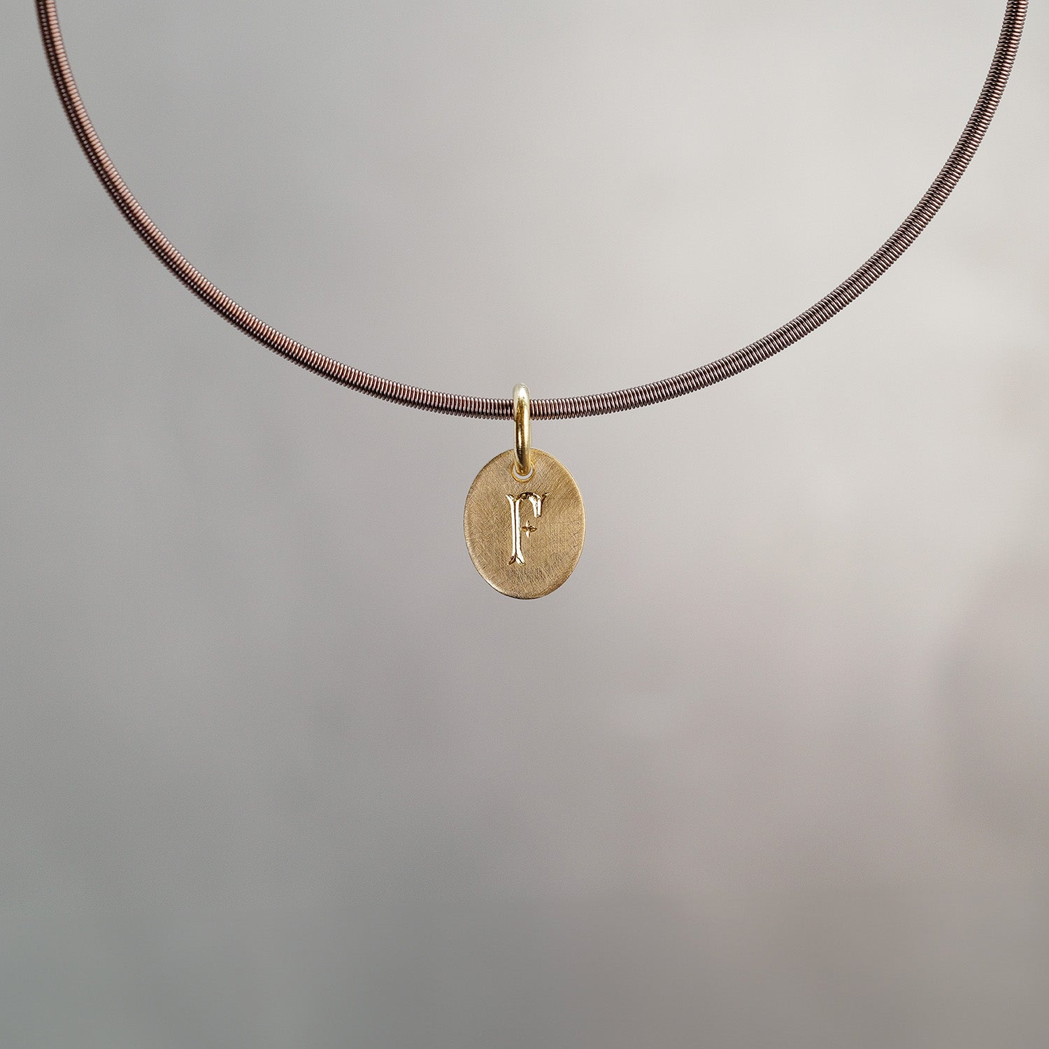 Oval Sun Tag in 18K Gold