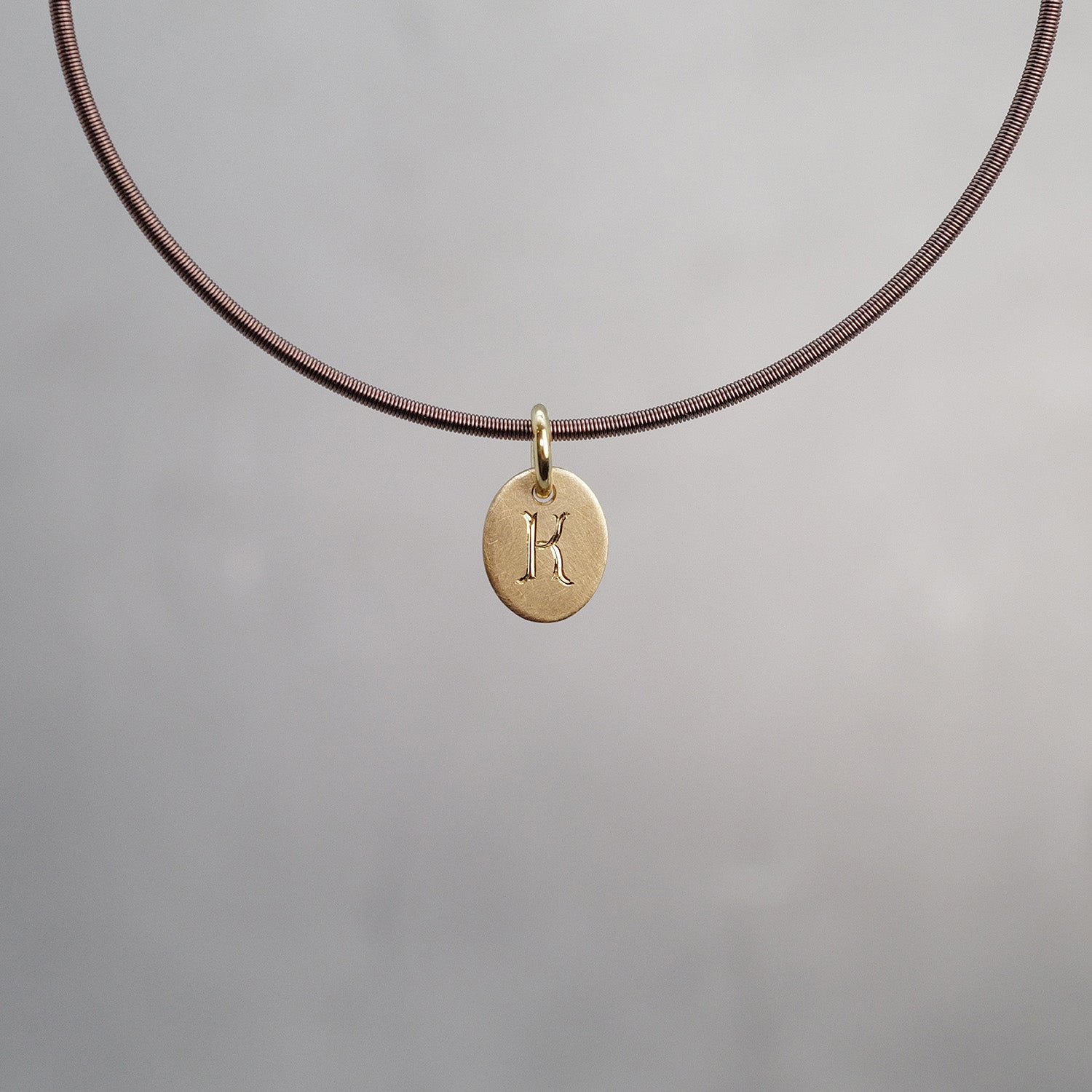 Oval Sun Tag in 18K Gold