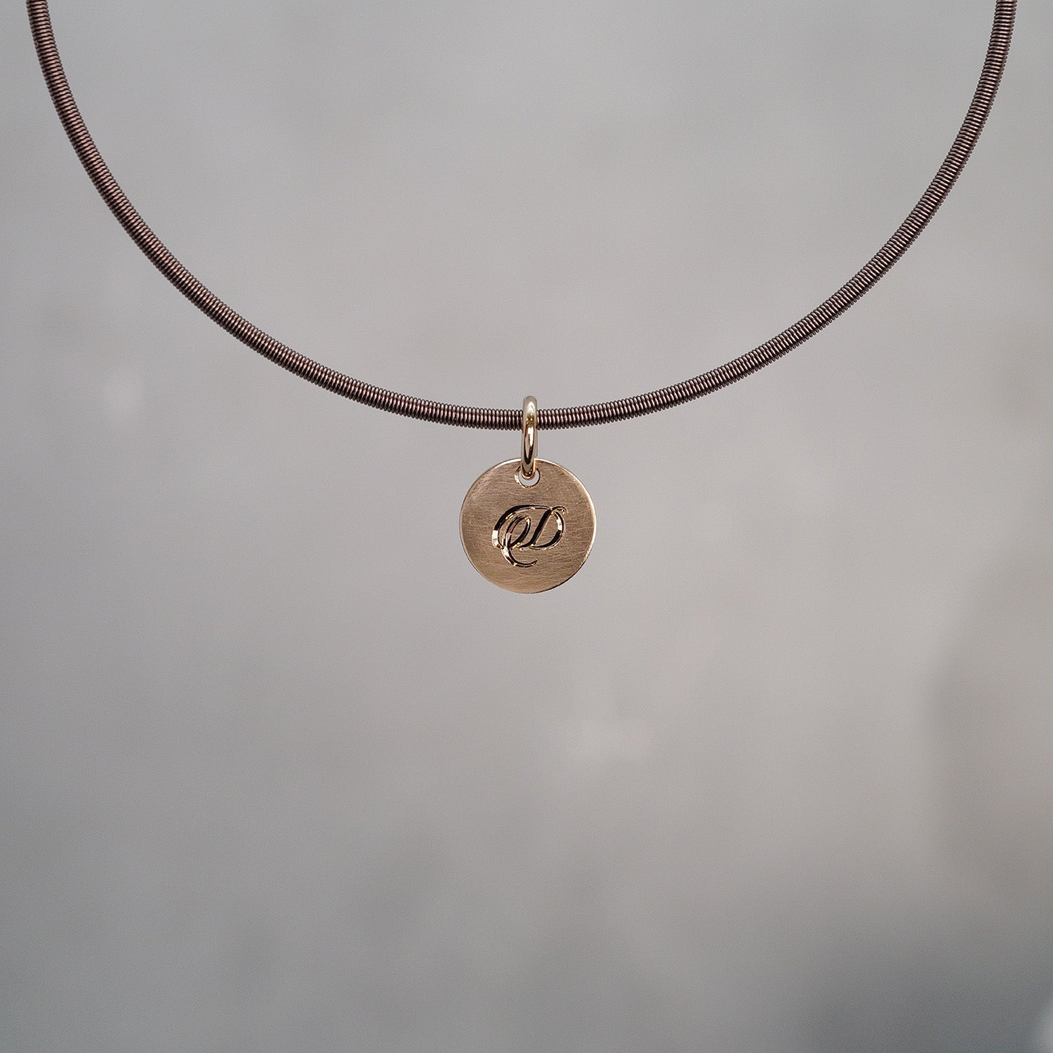 Round Sun Tag in 18K Gold