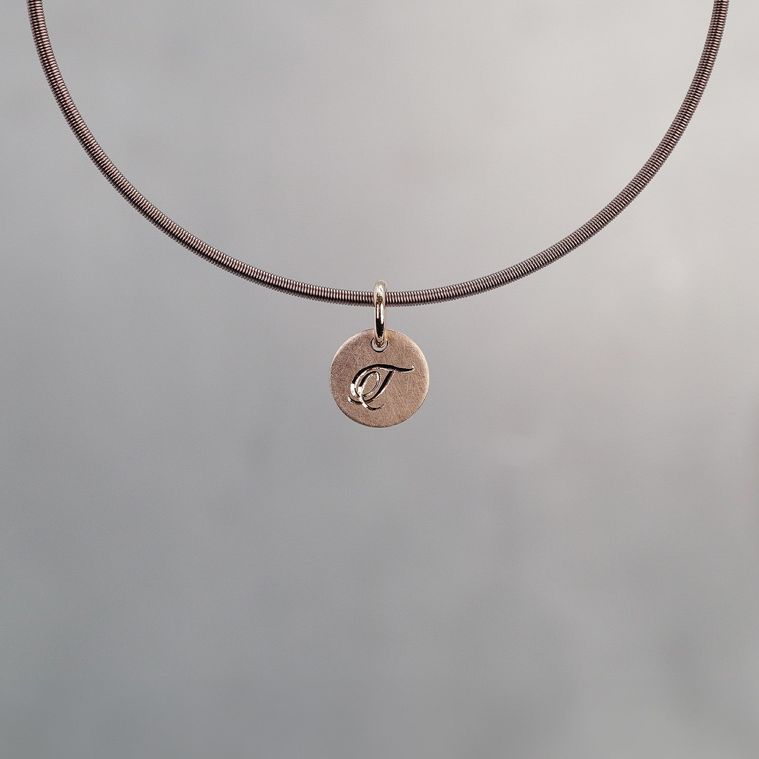 Round Sun Tag in 18K Gold