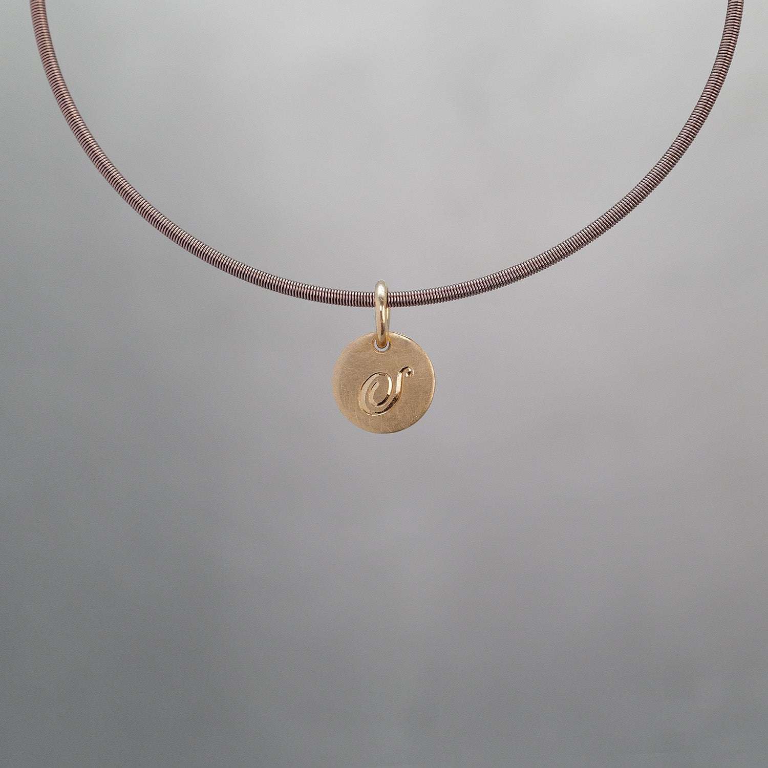 Round Sun Tag in 9K Gold
