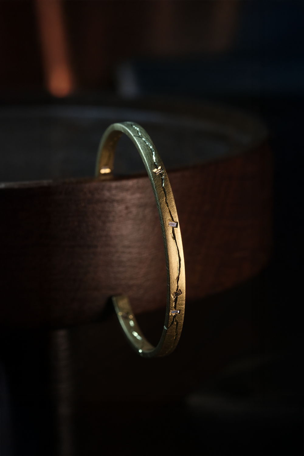 Kintsugi Diamond Bangle in 18K Yellow Gold