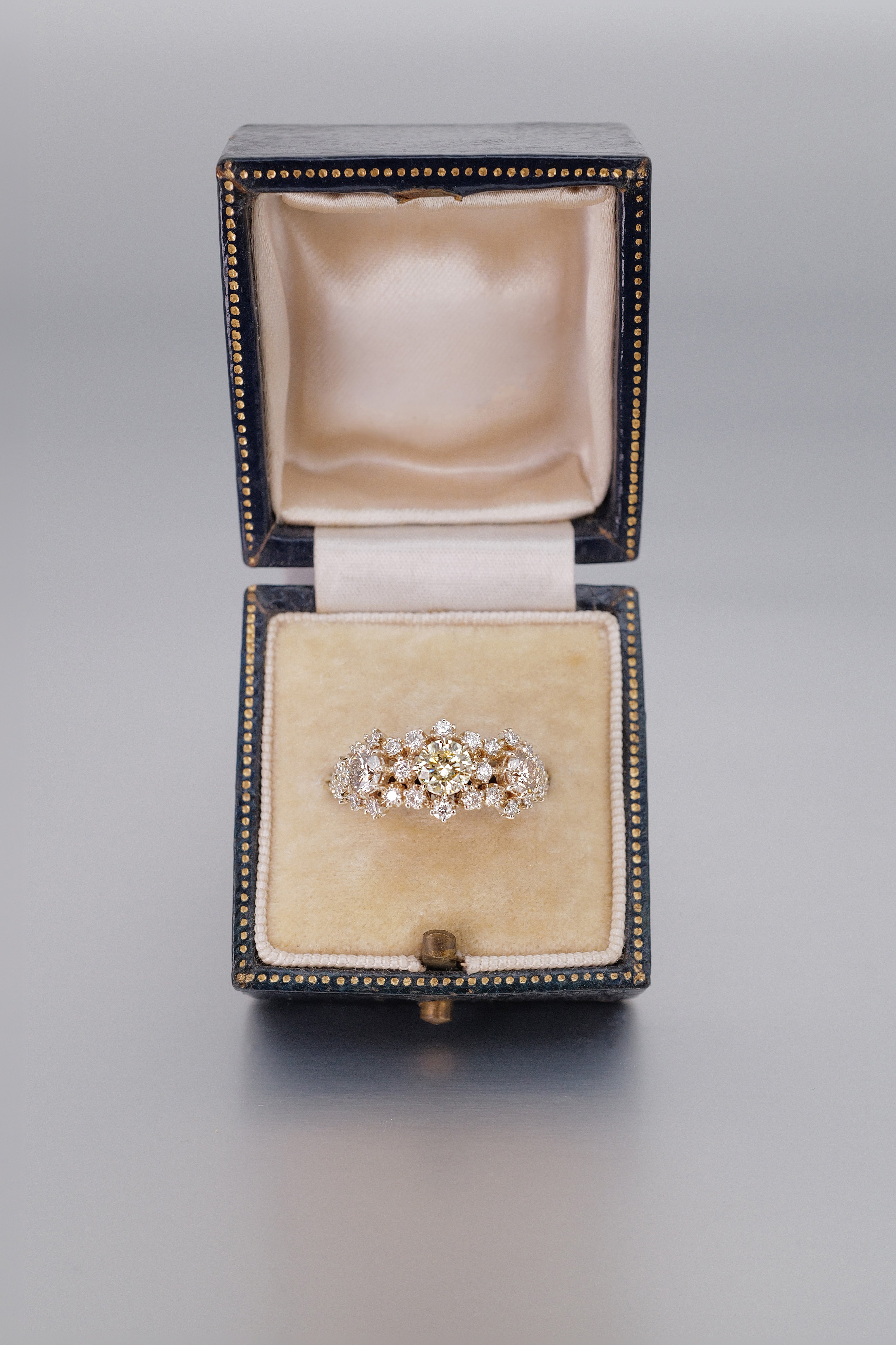 Round Cut Natural Diamond Ring