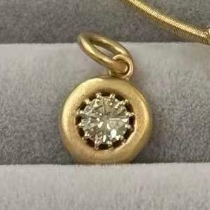18K Yellow Gold with 0.24 Round Cut Diamond Sun Tag
