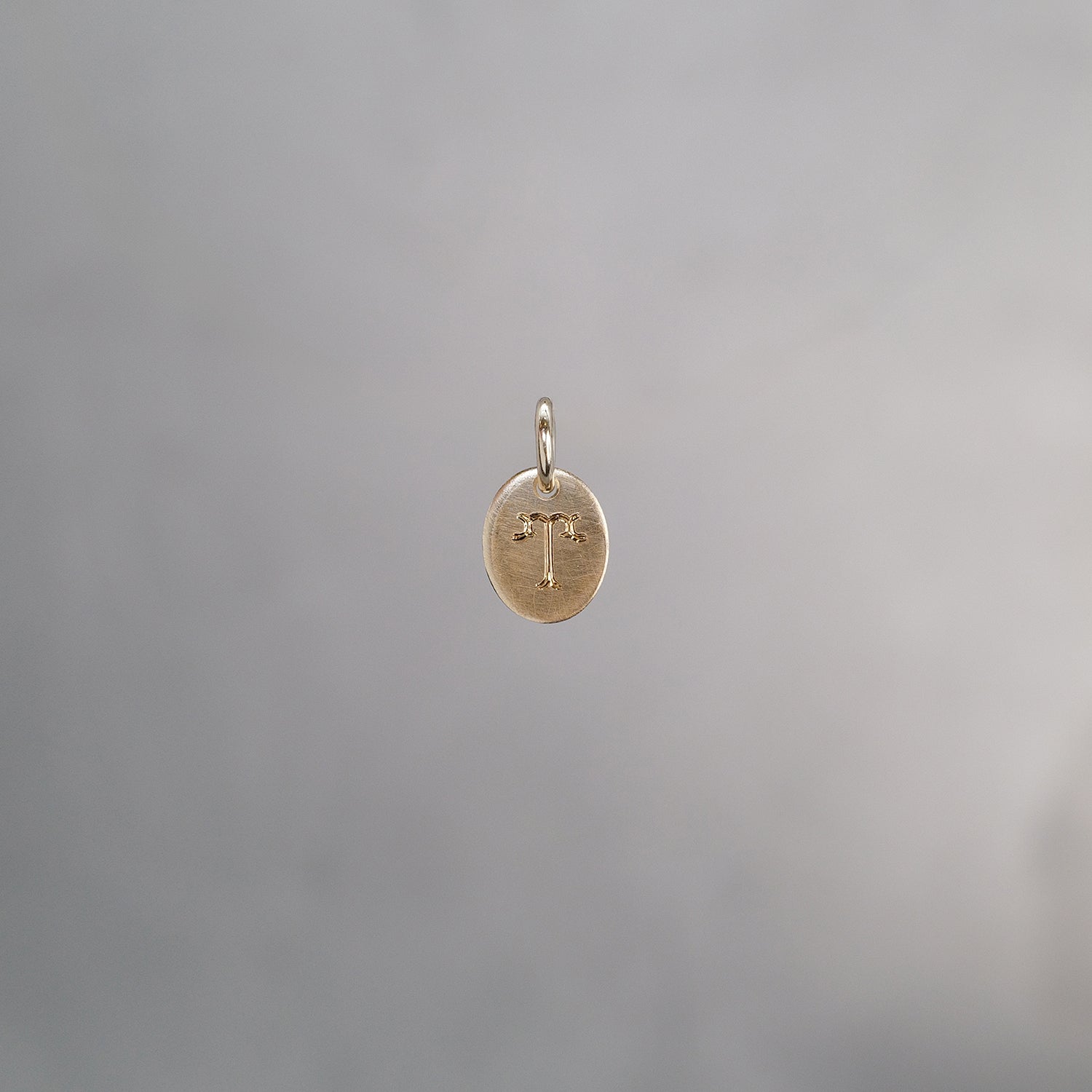 Oval Alphabet Sun Tag