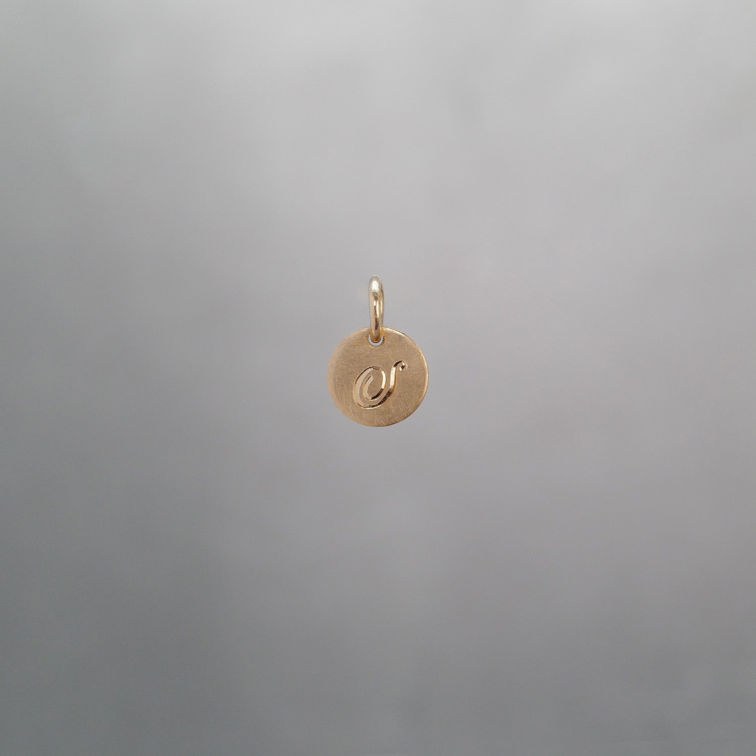 Round Alphabet Sun Tag