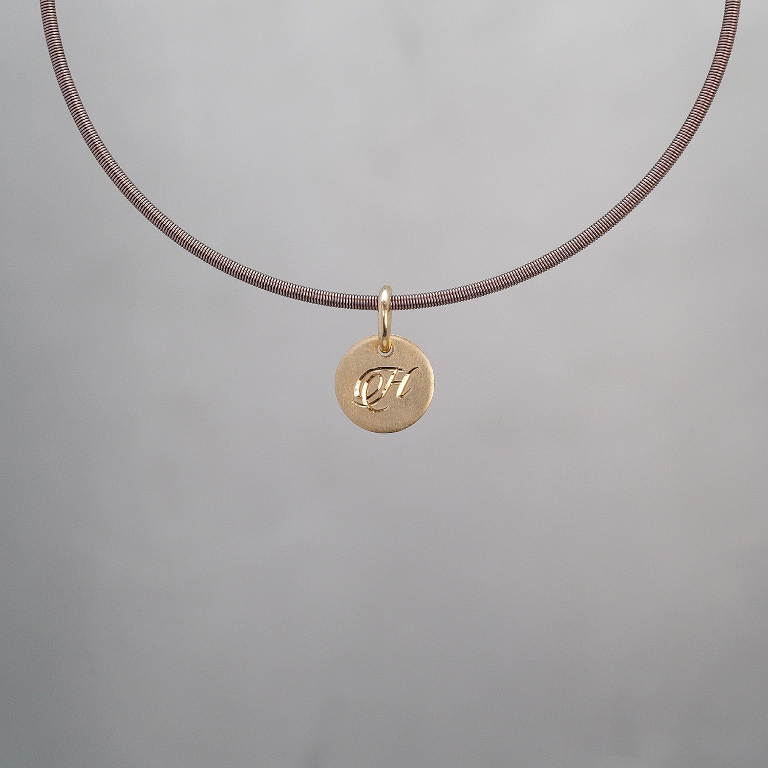 Round Sun Tag in 9K Gold