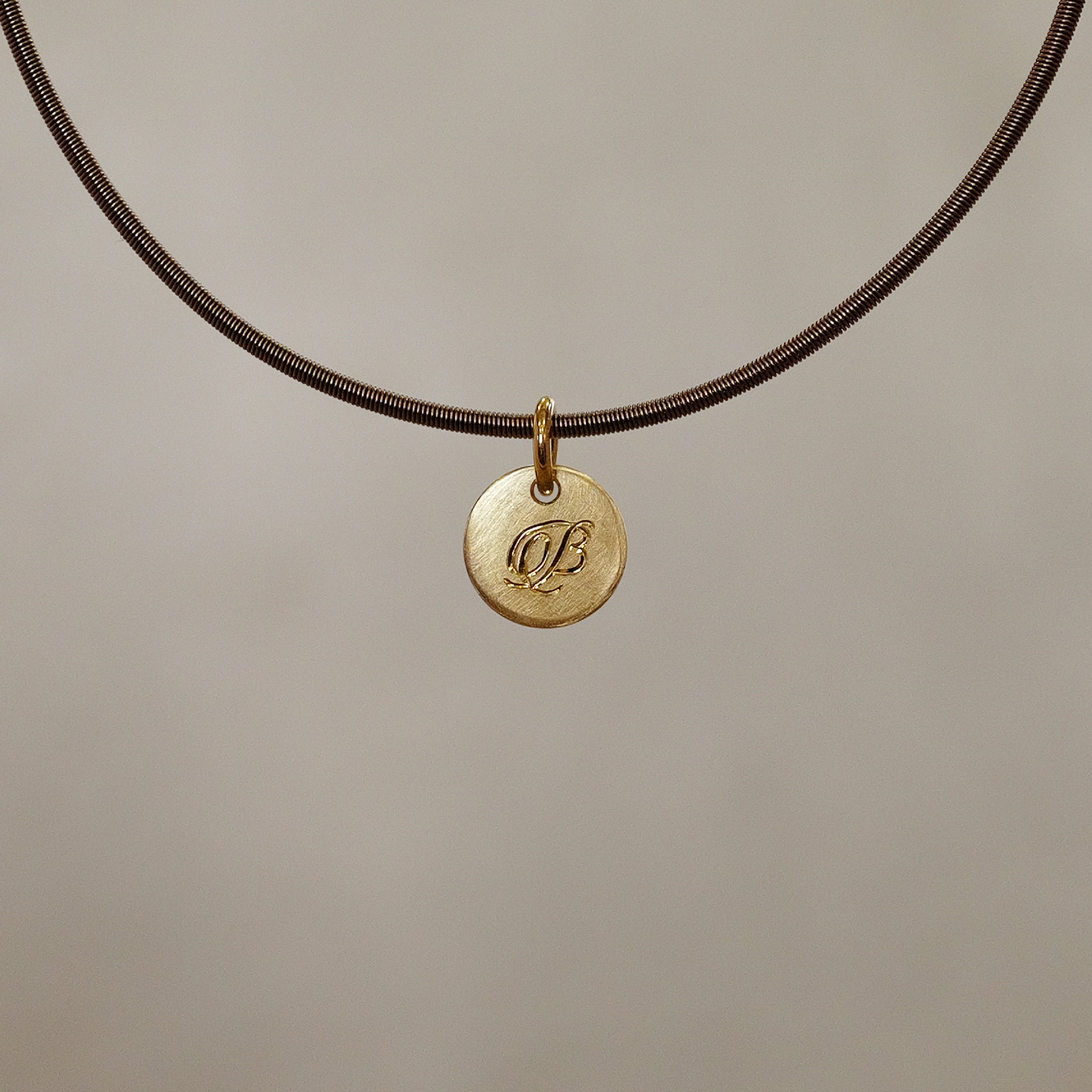 Round Sun Tag in 18K Gold