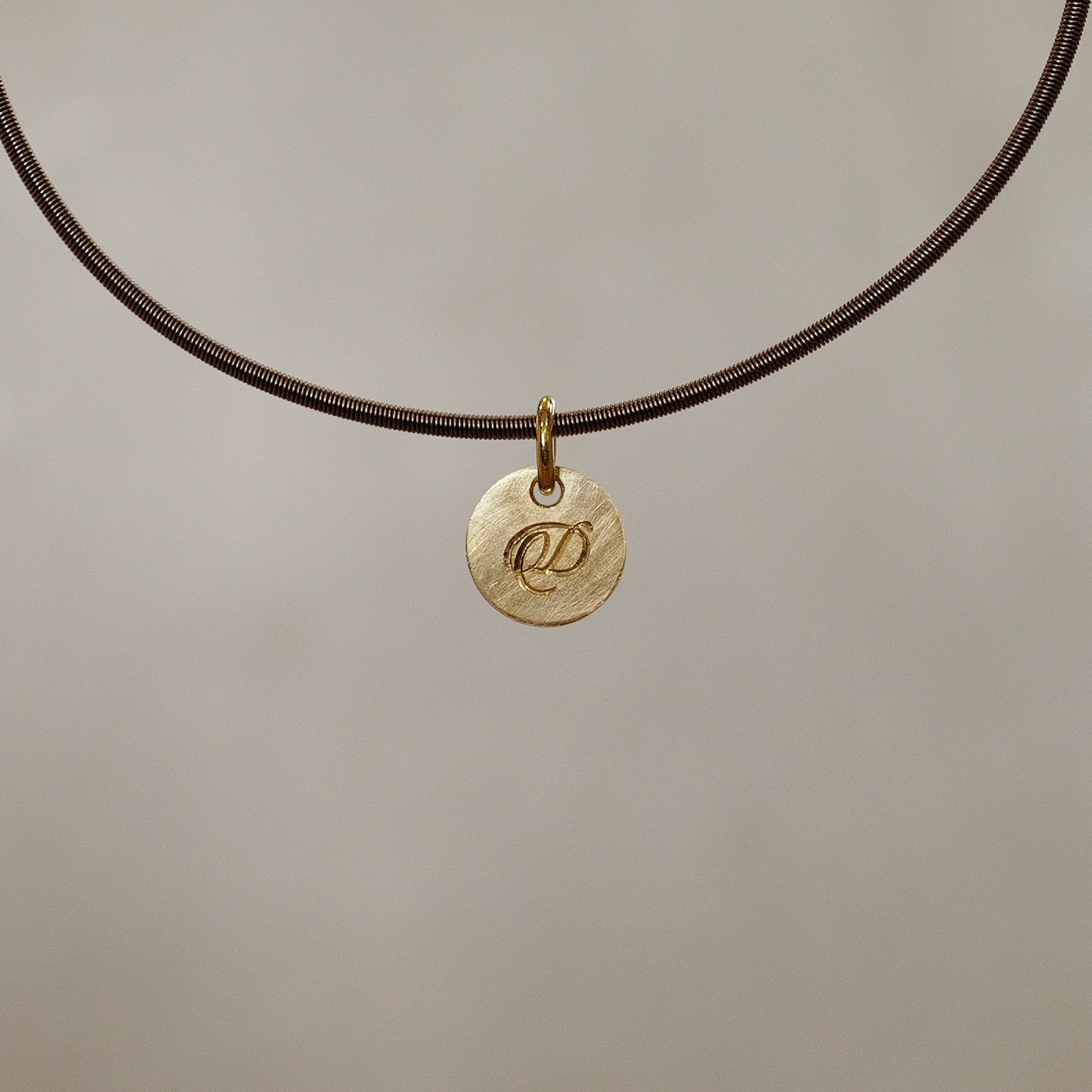 Round Sun Tag in 18K Gold