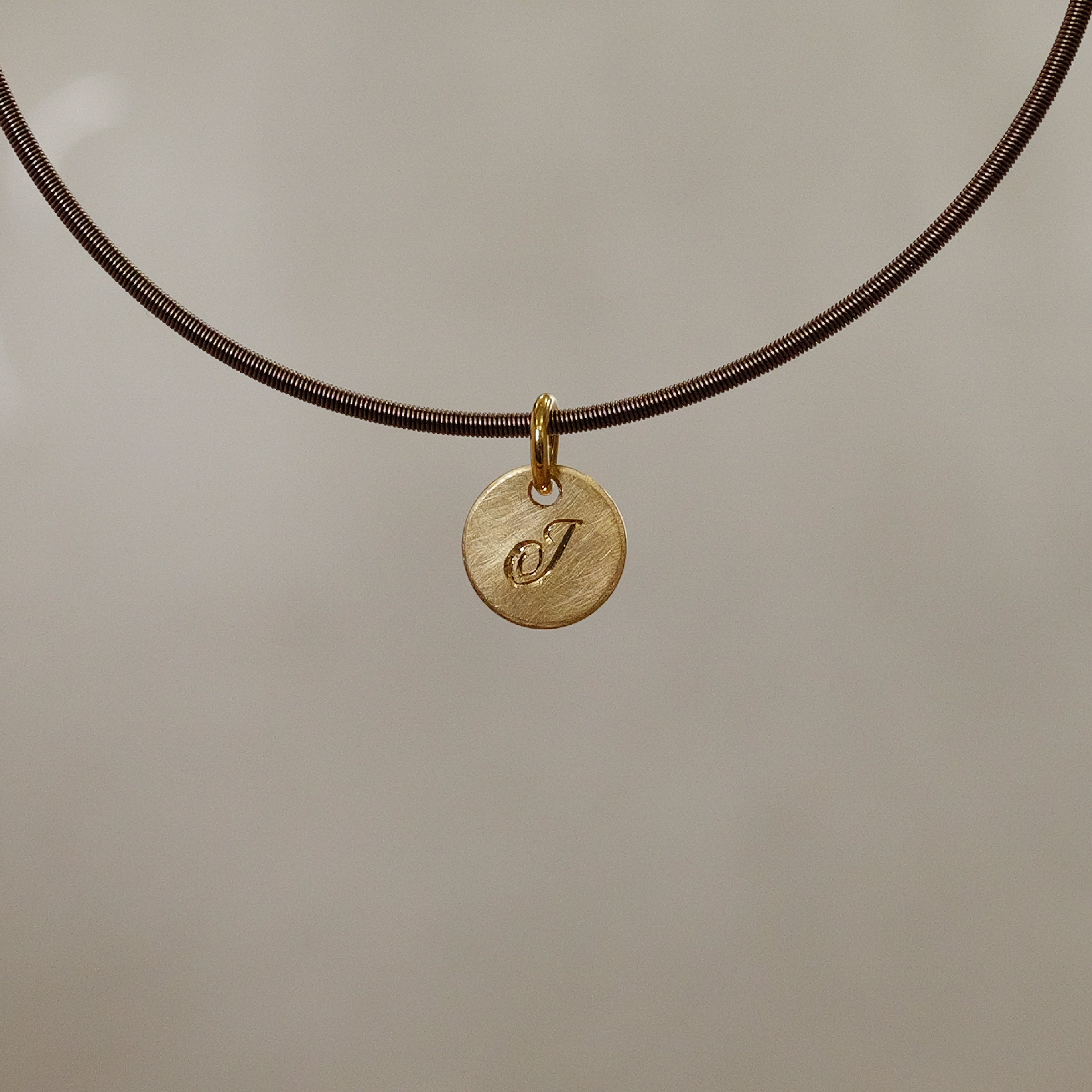 Round Sun Tag in 18K Gold