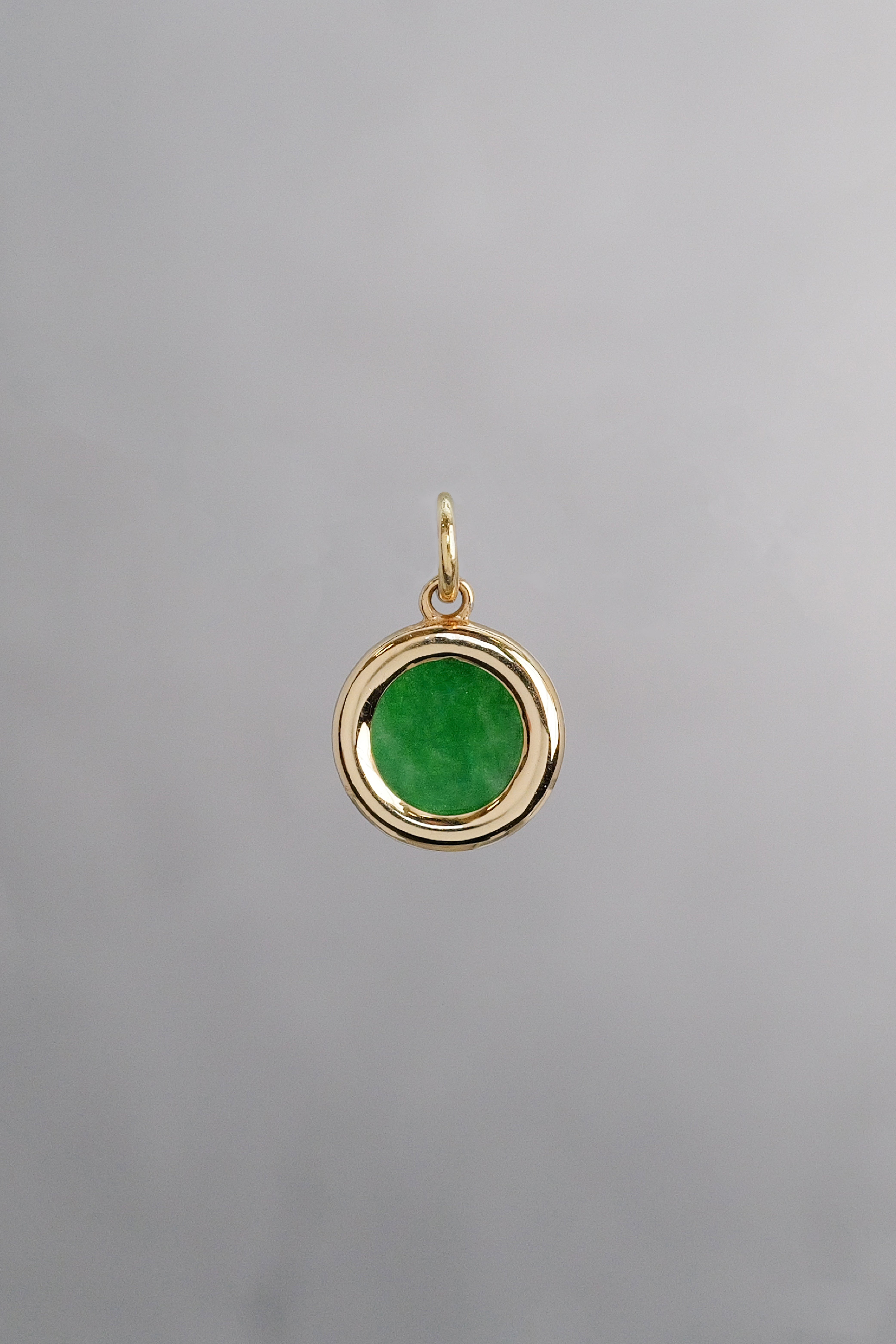 18K Yellow Gold Jadeite Sun Tag