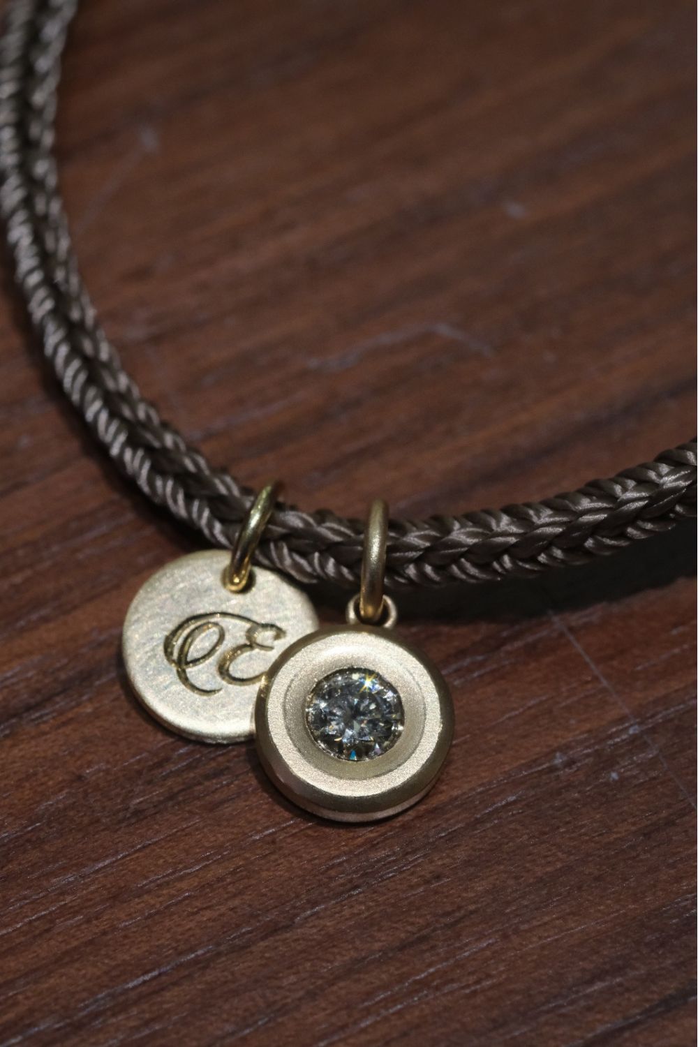 AU750 Yellow Gold Round Cut Yellow Diamond 0.31ct Diamond Sun Tag